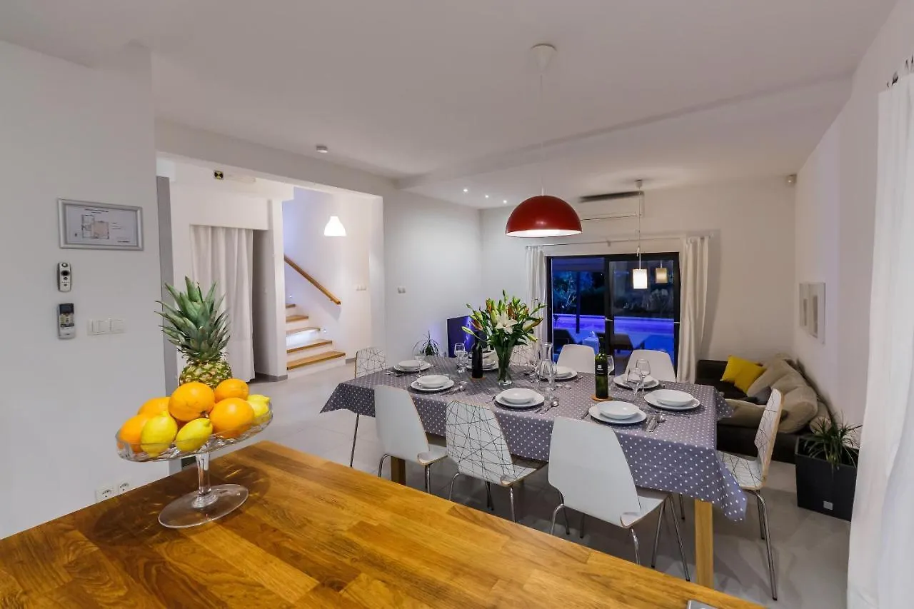 Marina Villa Trogir
