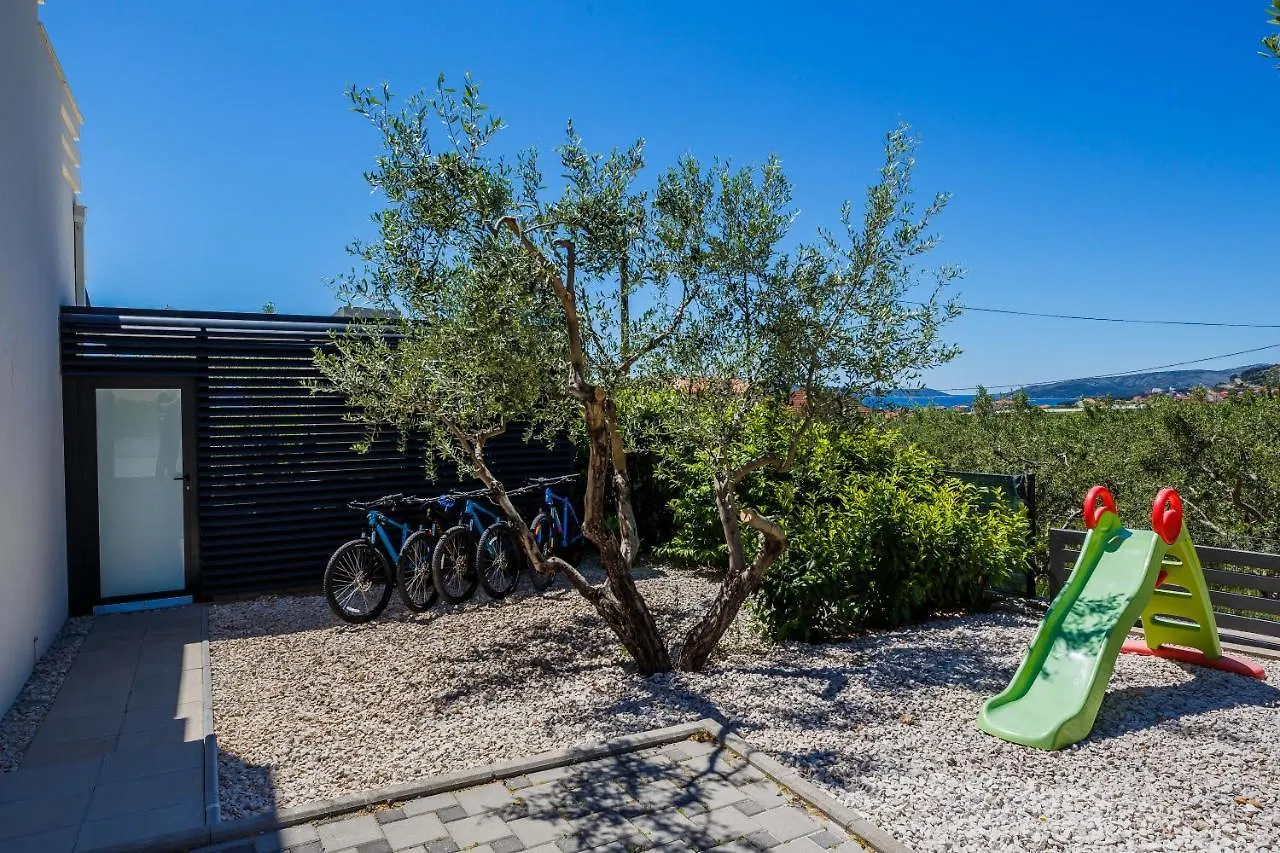 Marina Villa Trogir