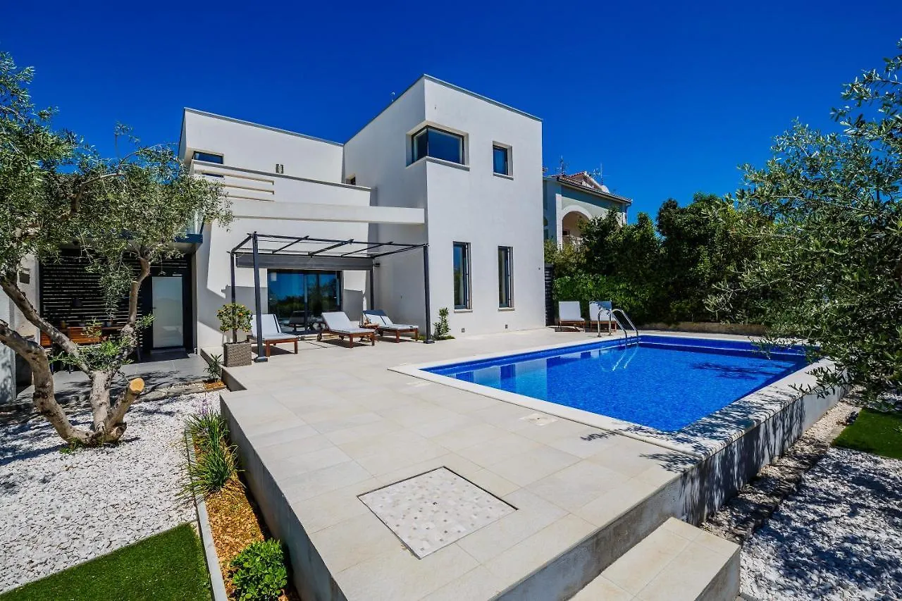 Marina Villa Trogir Kroatien