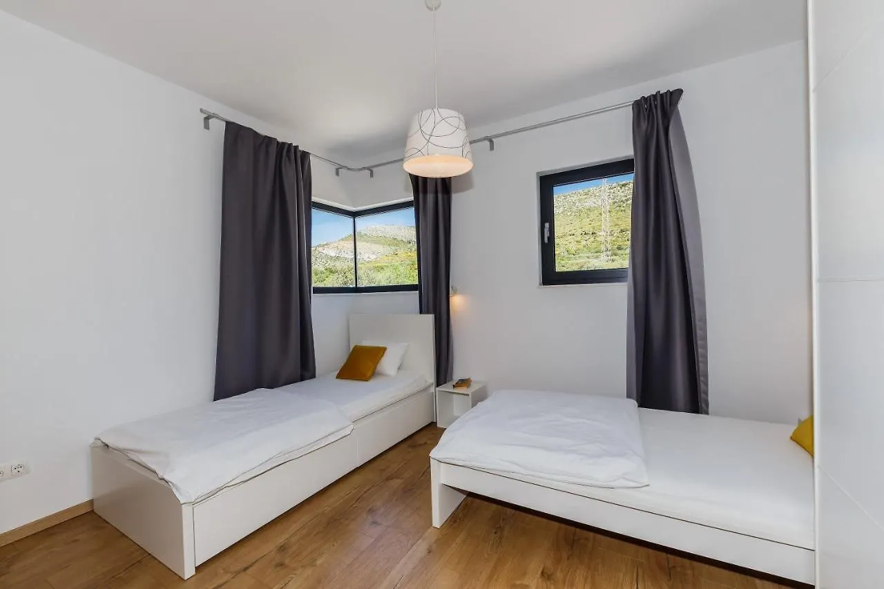 Marina Villa Trogir